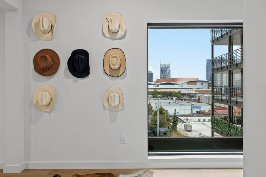 Skyline View, Pool, Gym, Balcony'S, Walk To Bway! Apartment Nashville Bagian luar foto
